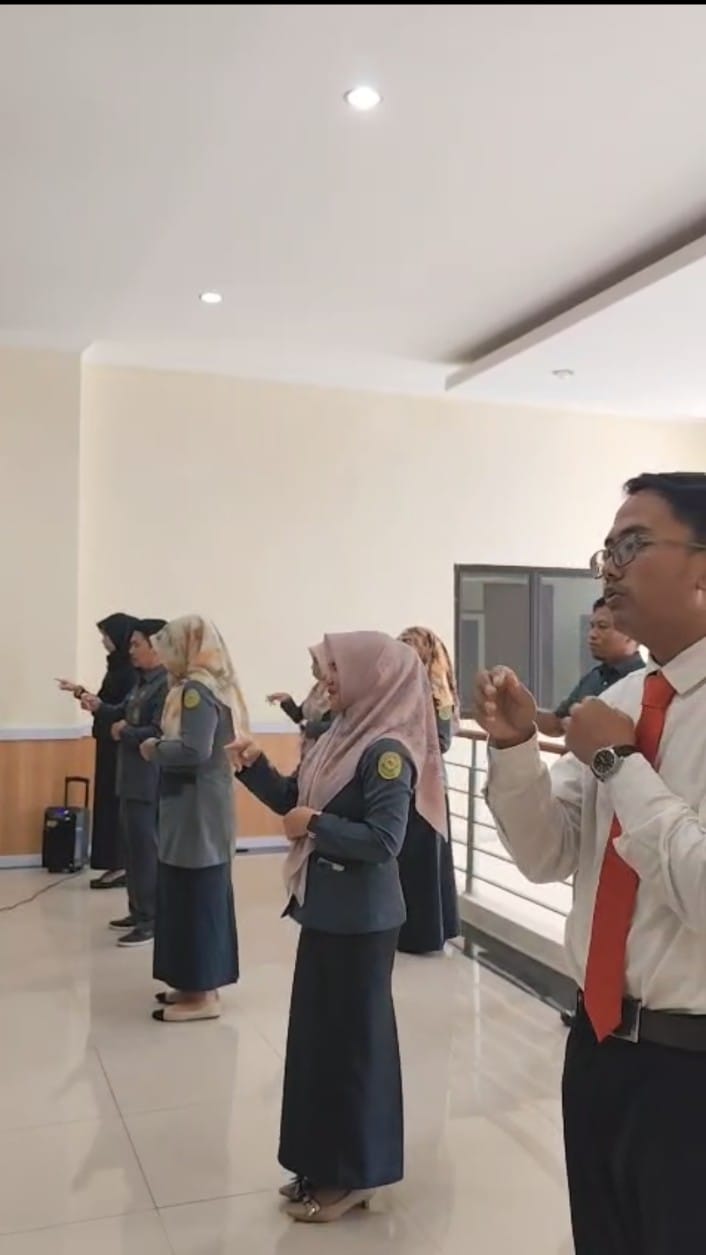 2210 Lomba3