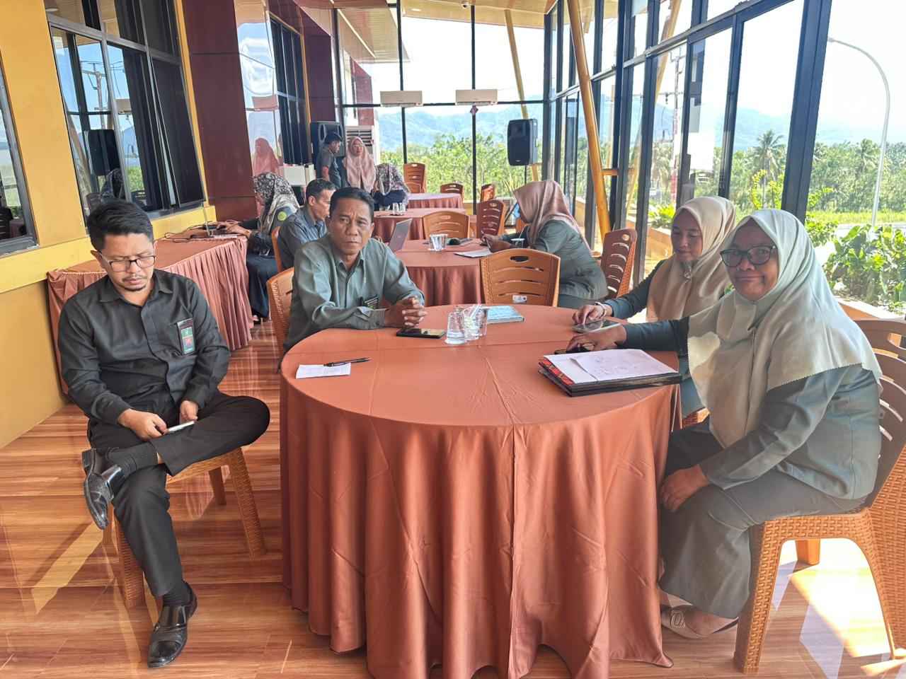 0104 Rapat3 11zon