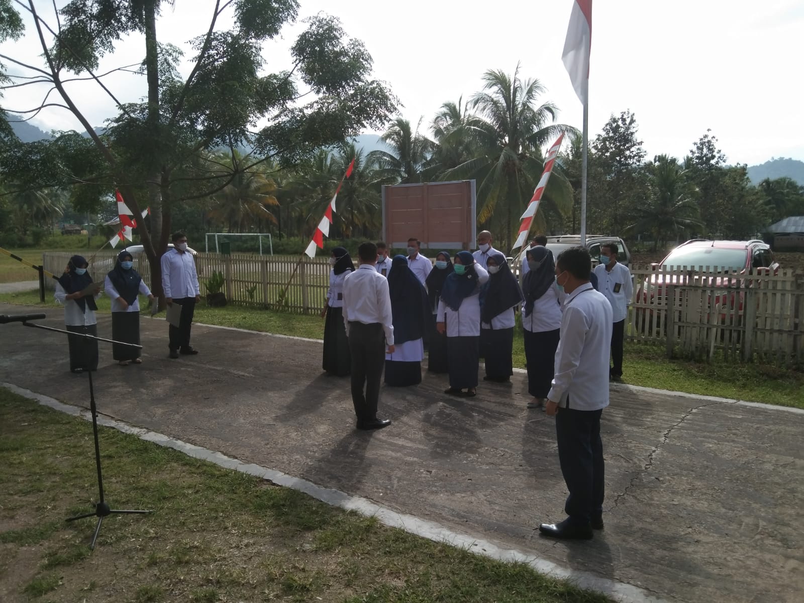 senin 27 09