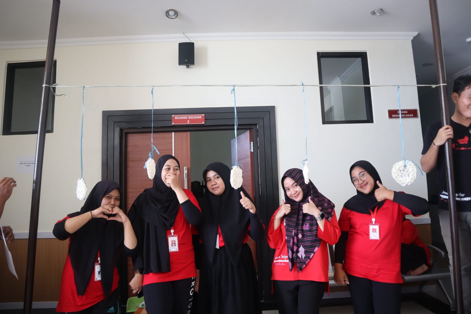 lomba makan kerupuk