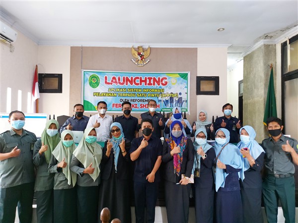 LAUNCHING2